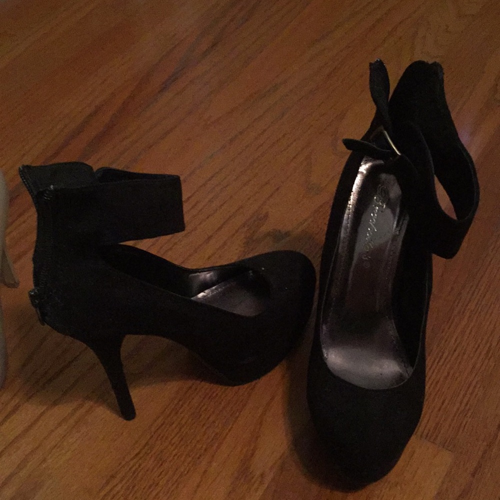 Black heels